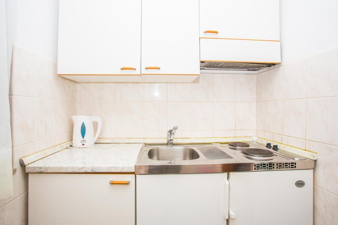 Apartmani Pava Omis Bagian luar foto